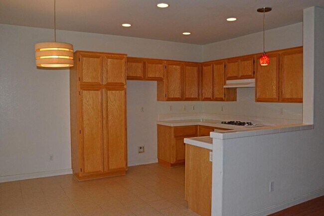 Building Photo - 12982 Dos Palmas Rd