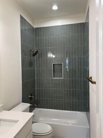 Building Photo - 5533 Woodland Hill