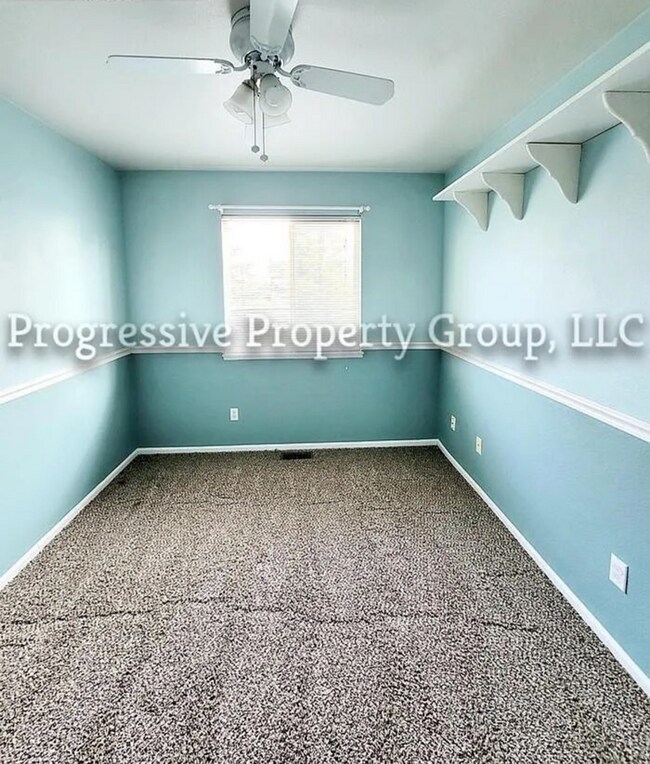 Building Photo - Beautiful 4-Bedroom Gem in the Heart of Br...
