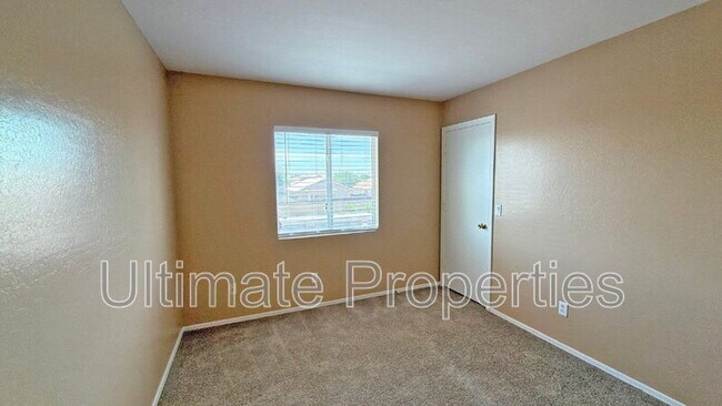 Building Photo - 12233 W Flores Dr