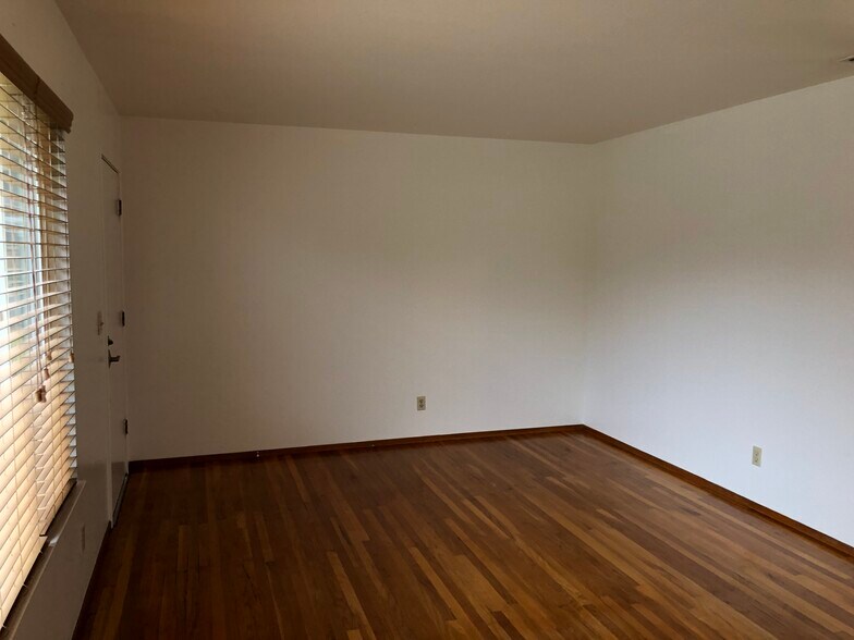 Building Photo - 4101 Newell Street