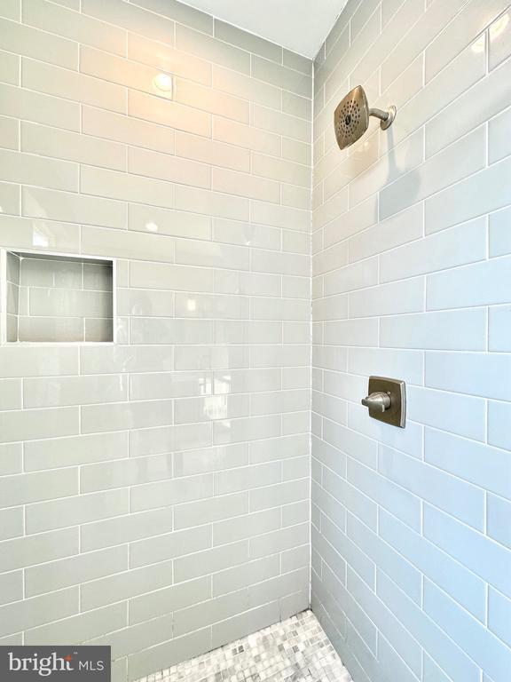 Building Photo - 2514 W Seybert St