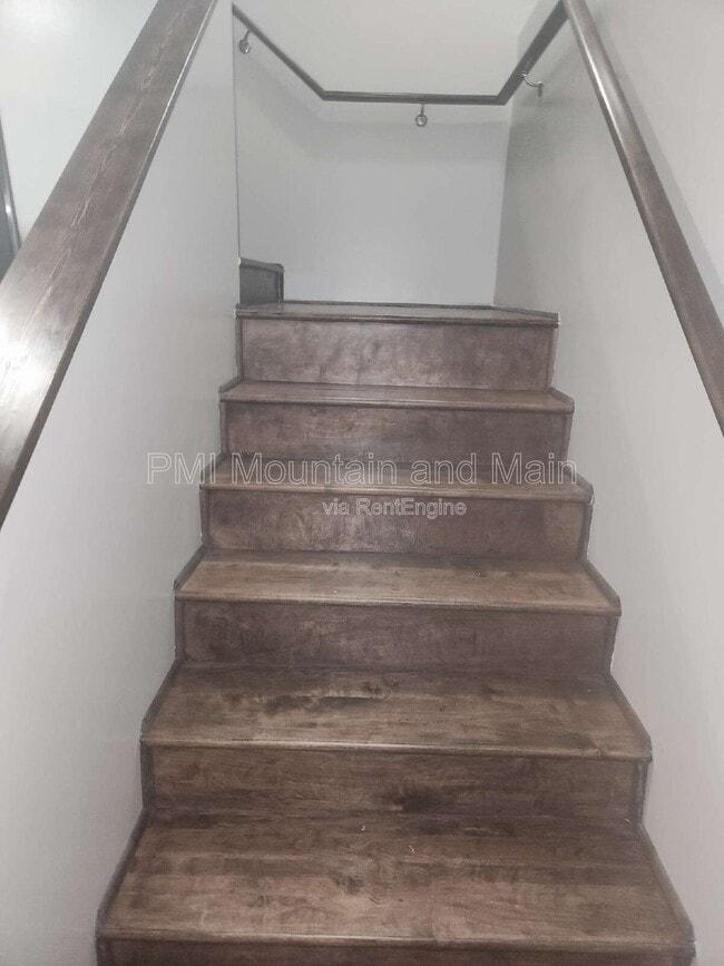 Building Photo - 52 Kirby Rd