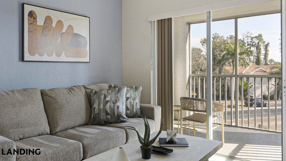 Building Photo - 3695 Island Club Dr