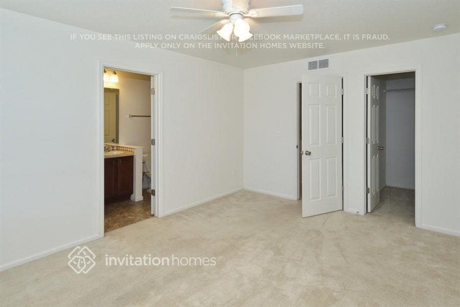 Building Photo - 20621 Randolph Pl