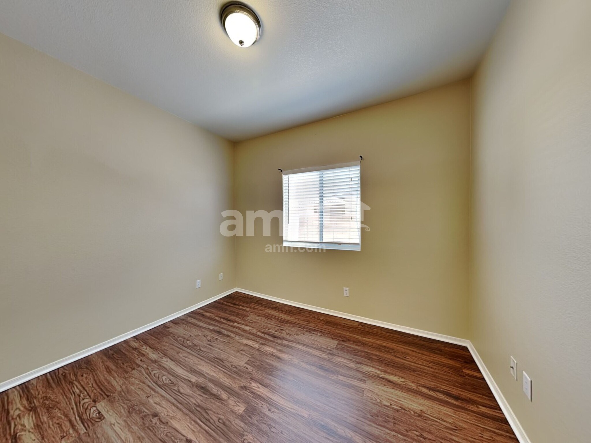 Building Photo - 14551 W Marcus Dr