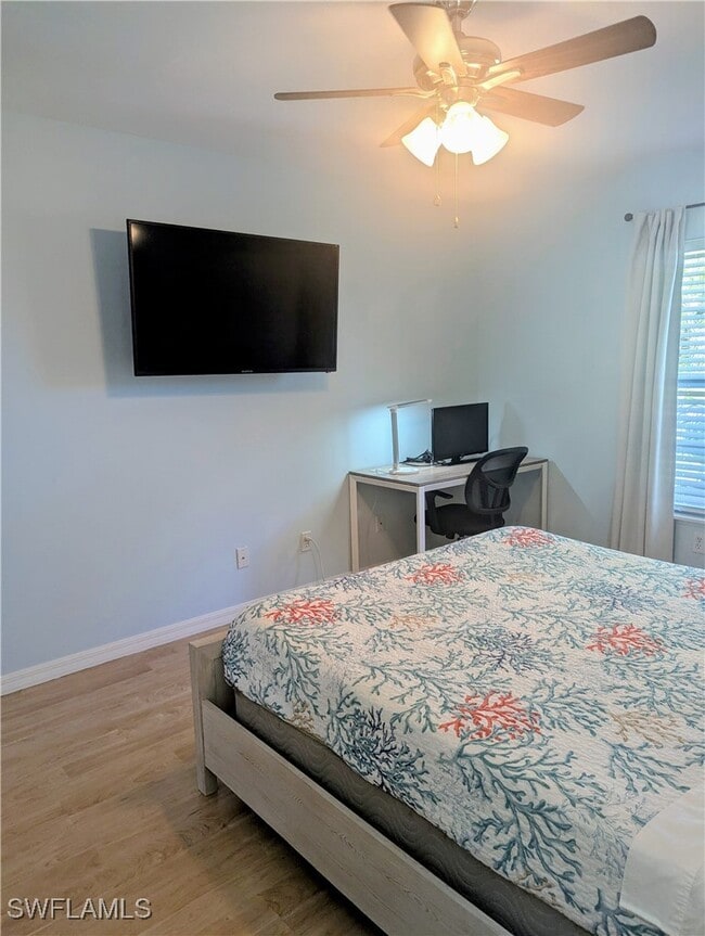 Building Photo - 2535 SW 28th Pl