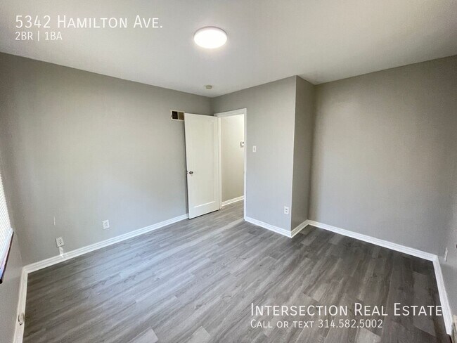 Building Photo - 5342 Hamilton Ave