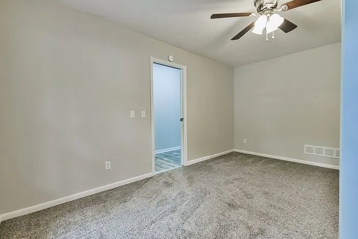 Building Photo - 205 Reseda Dr