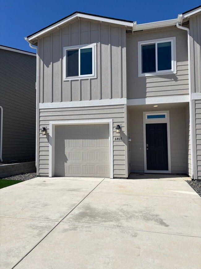 Building Photo - Brand New Corner Townhome!