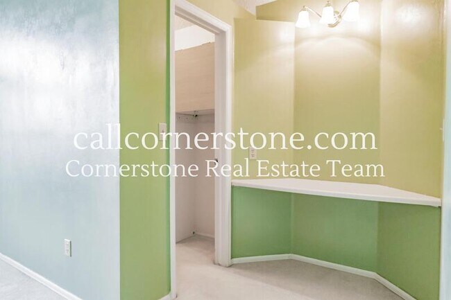Building Photo - 9224 Amble Ct