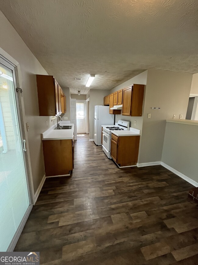 Building Photo - 138 Crystal Brook