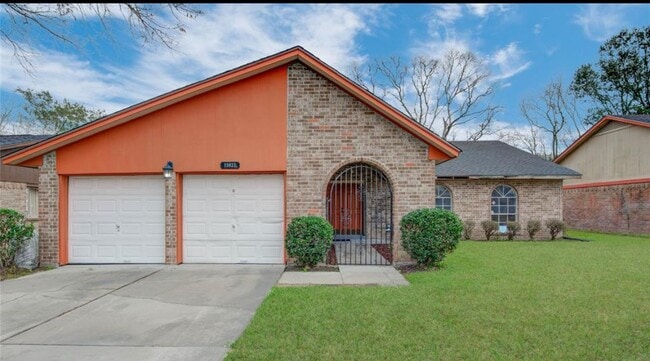 Building Photo - 15823 Ruppstock Dr