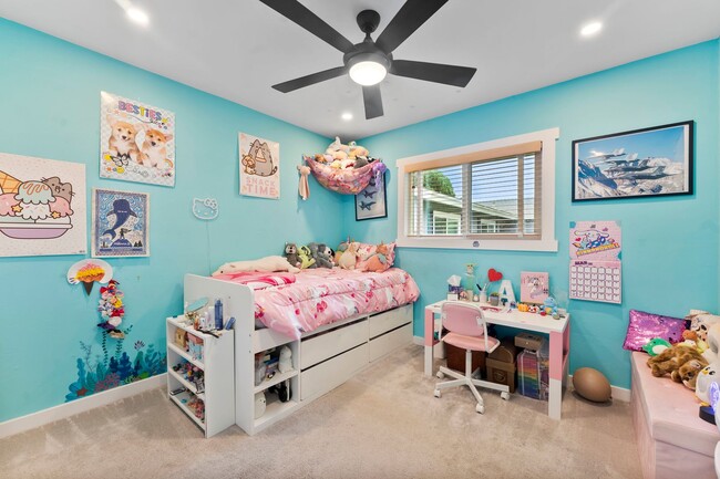 Building Photo - SPACIOUS 4 BEDROOM/2 BATHROOM HOME FOR REN...