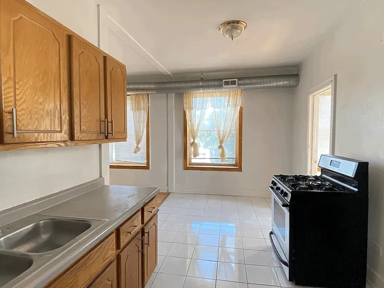 Building Photo - 3429 W Hirsch St