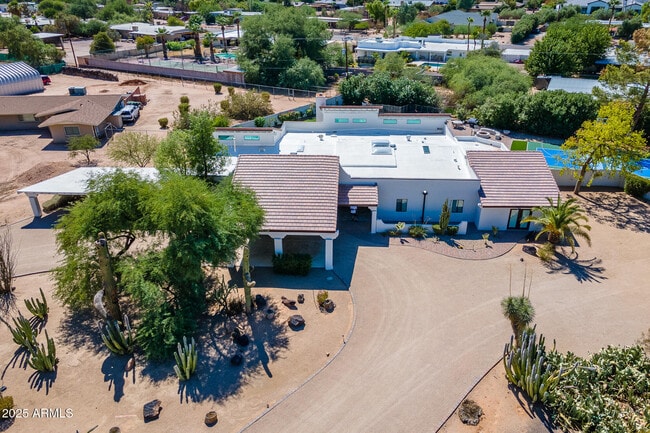 Building Photo - 11212 N Sundown Dr