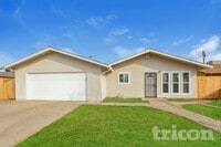 Building Photo - 820 Mamilane