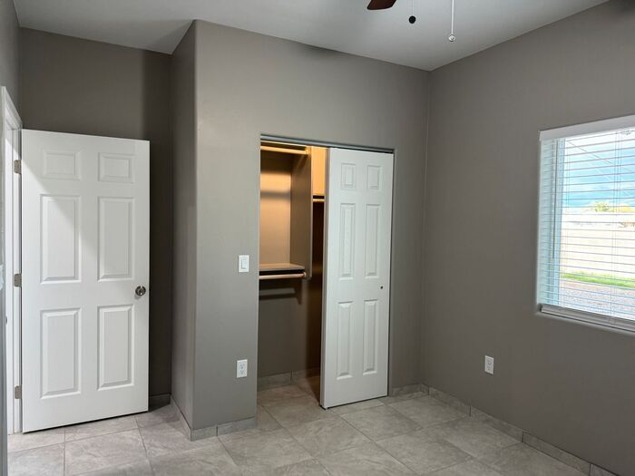 Building Photo - 2581 E Pinal Vista