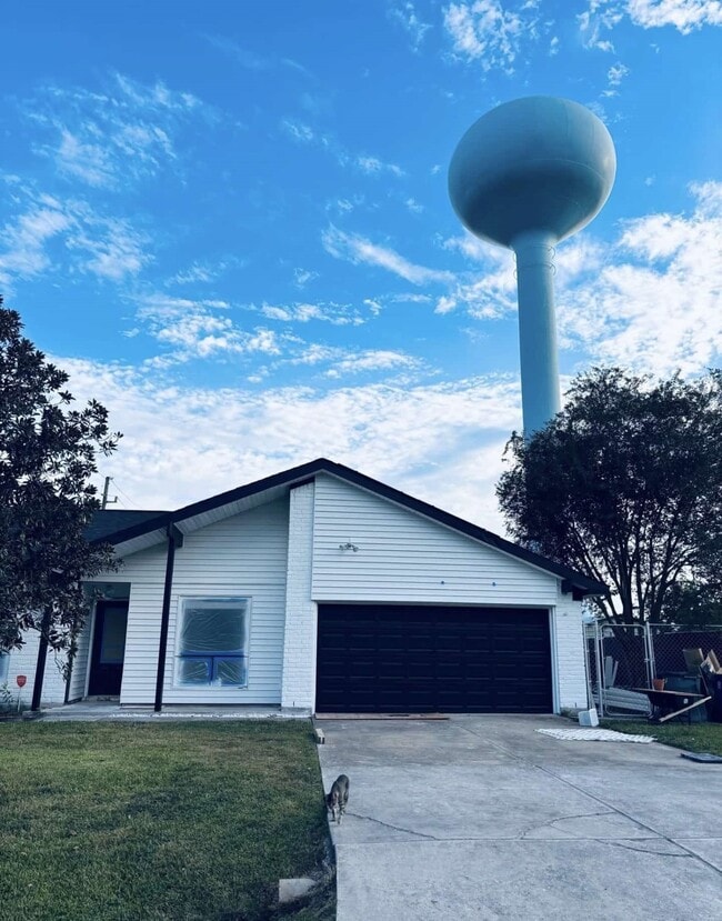 Building Photo - 13103 Aste Ln