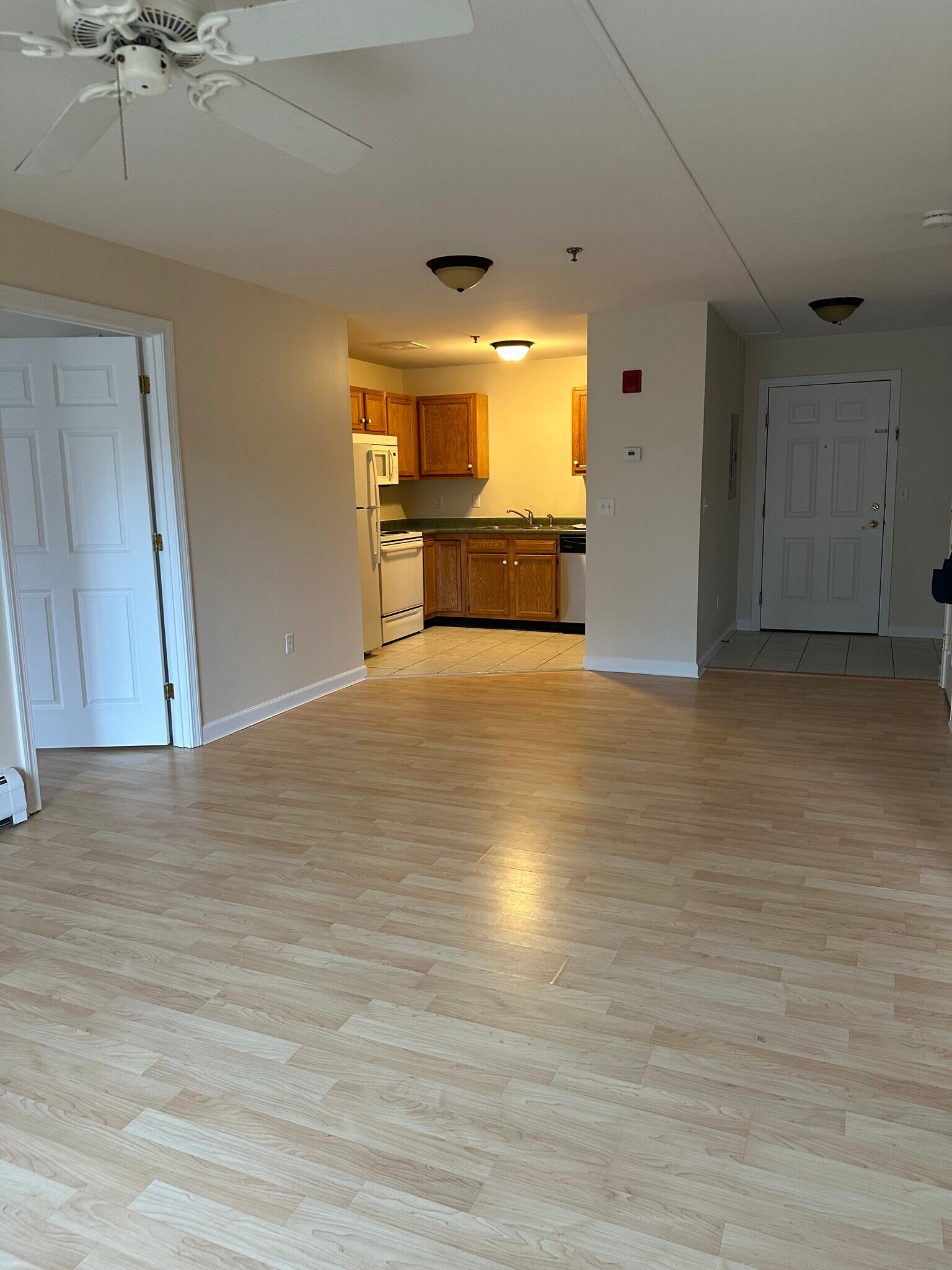 Building Photo - 303 Lime Kiln Rd