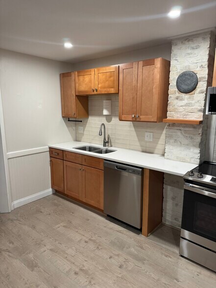 Building Photo - 24 Margaret St