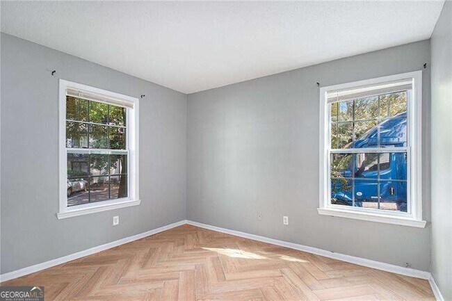 Building Photo - 3599 Woodbriar Cir