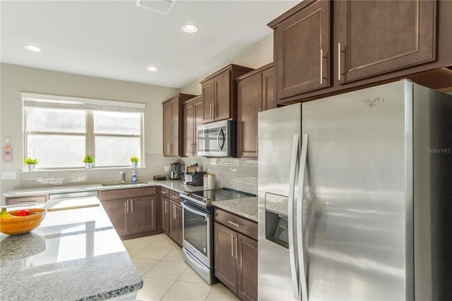 Building Photo - 7245 Half Moon Lake Dr