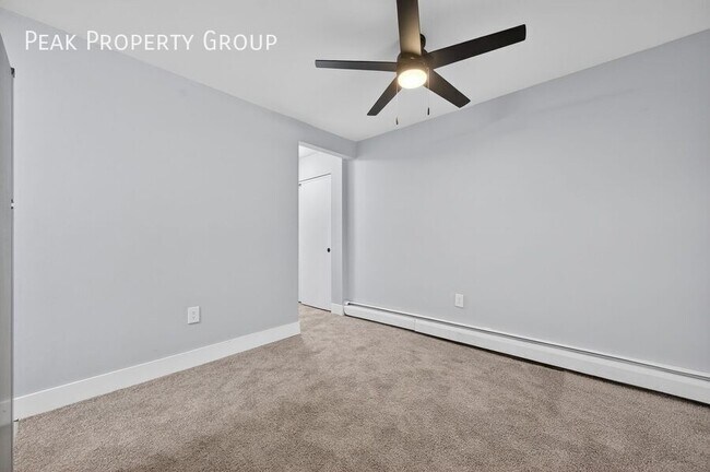 Building Photo - 6419 Montgomery Rd