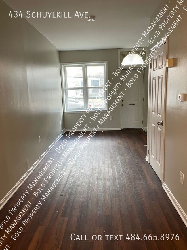 Building Photo - 434 Schuylkill Ave