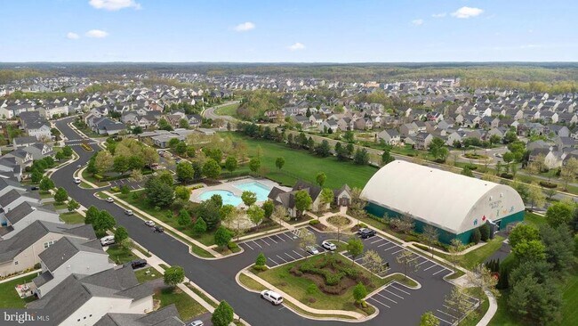 Building Photo - 114 Galaxy Pl