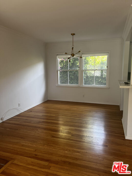 Building Photo - 130 S Bowling Green Way