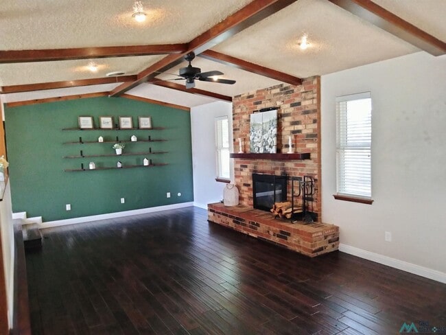 Building Photo - 1808 Arcineiga Dr