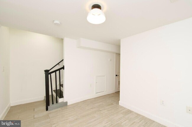 Building Photo - 4356 D St SE