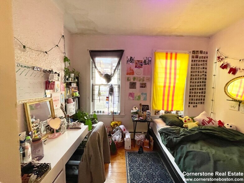 Building Photo - 55 Calumet St