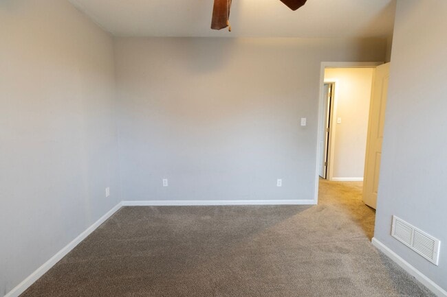 Building Photo - Comfort & Convenience on Crow Court