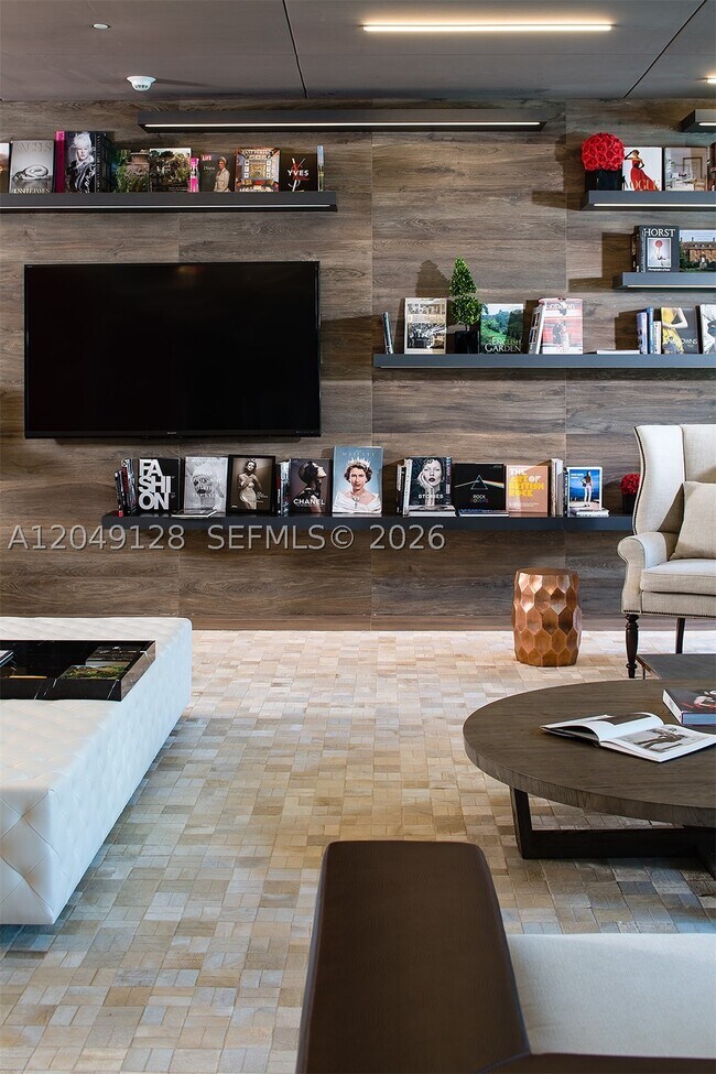 Building Photo - 1080 Brickell Ave