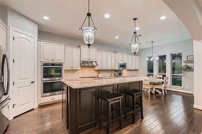 Building Photo - 2516 Arion Cir
