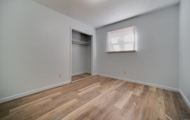 Building Photo - 6508 Pecan Ave