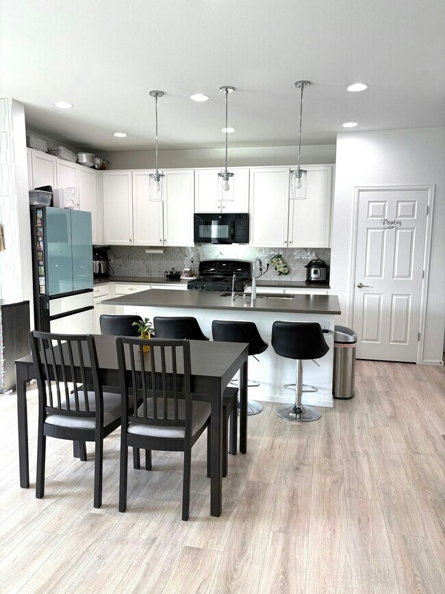 Building Photo - 19005 E 66th Ave