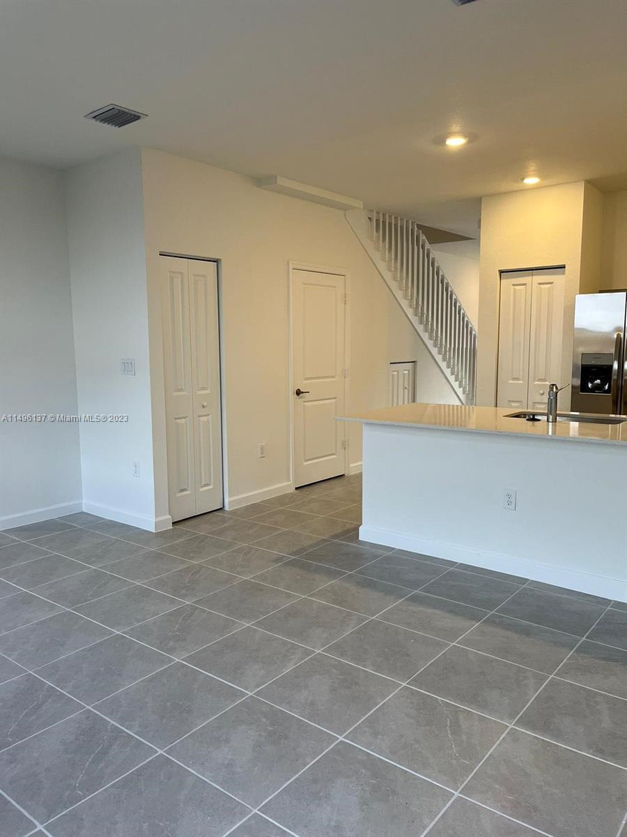 Building Photo - 16271 SW 292nd St