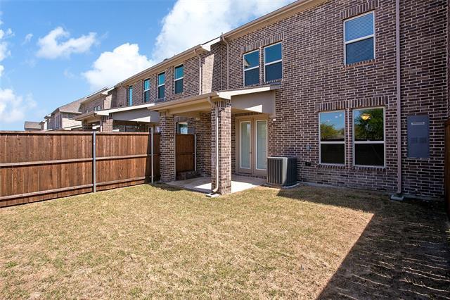 Building Photo - 5529 Liberty Dr