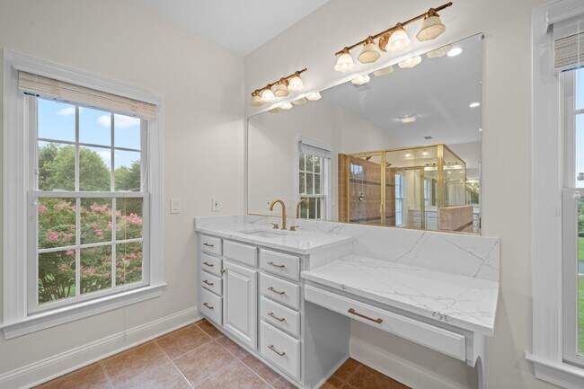 Building Photo - 27556 Paddock Trail Pl