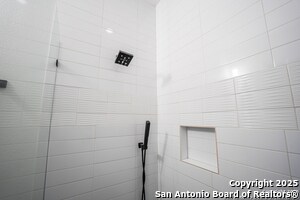 Building Photo - 2109 Bella Vista