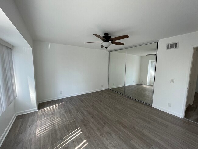 Building Photo - 1656 Tapir Cir