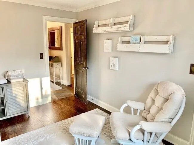 Building Photo - Beautiful 2-bedroom & 2-Bathroom Condo in ...