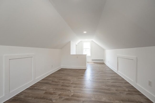 Building Photo - 1224 E 175th St