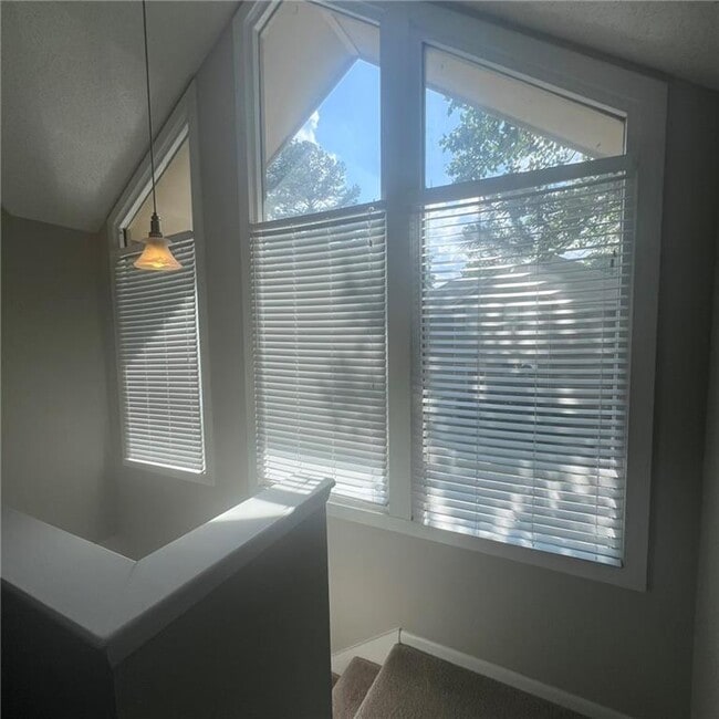 Building Photo - 3045 Steeplechase Dr