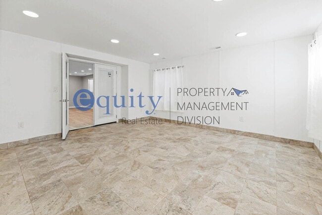 Building Photo - Large basement apartment in South Jordan