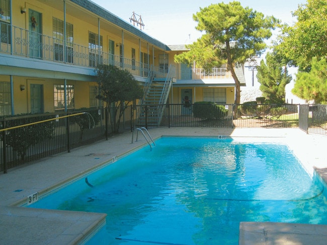 Monterrey Gardens - El Paso, TX | Apartment Finder