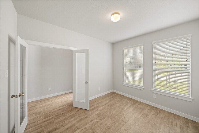 Building Photo - 13015 Braelich Loch Dr